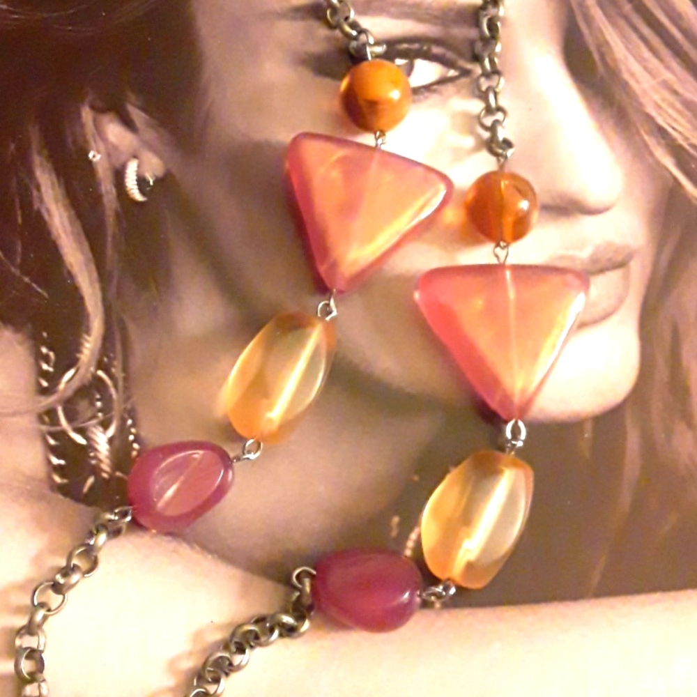 STATEMENT NECKLACE - Picture 4 of 7